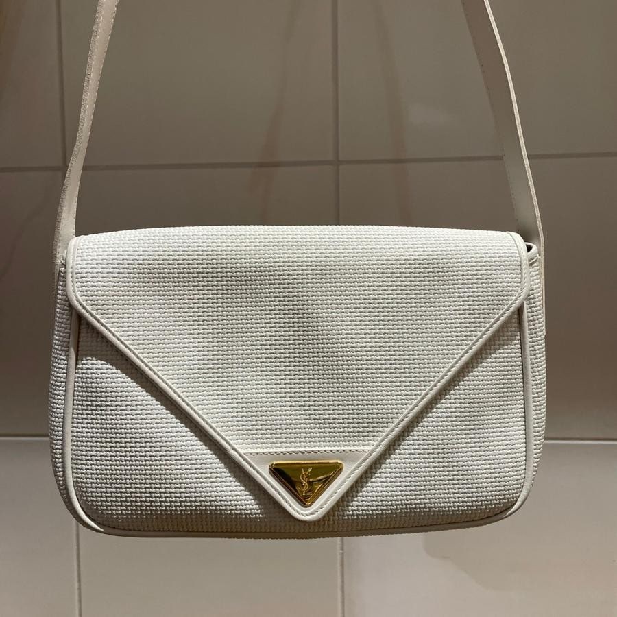 vintage YVES SAINT LAURENT(イヴ・サンローラン）ショルダーバッグ