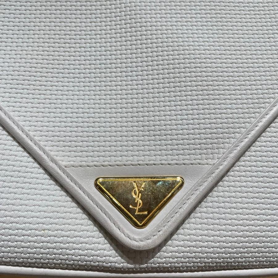 vintage YVES SAINT LAURENT(イヴ・サンローラン）ショルダーバッグ