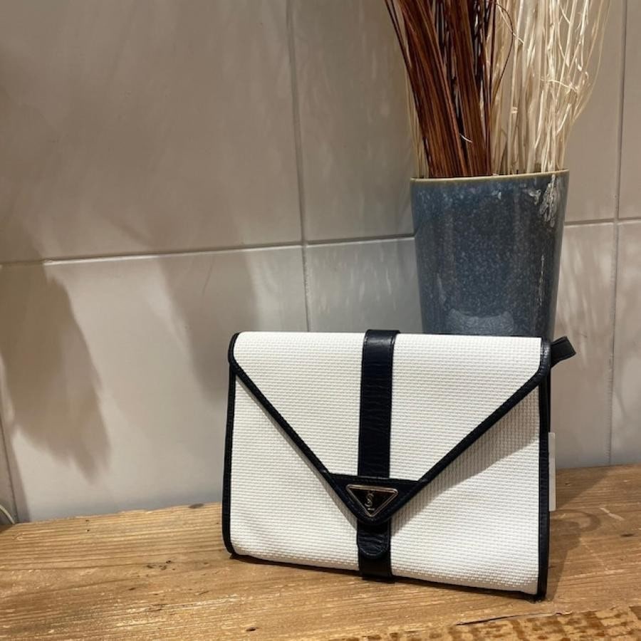 vintage YVES SAINT LAURENT(イヴ・サンローラン）ショルダーバッグ