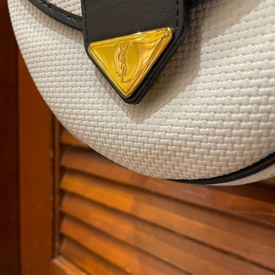 vintage YVES SAINT LAURENT(イヴ・サンローラン）ショルダーバッグ