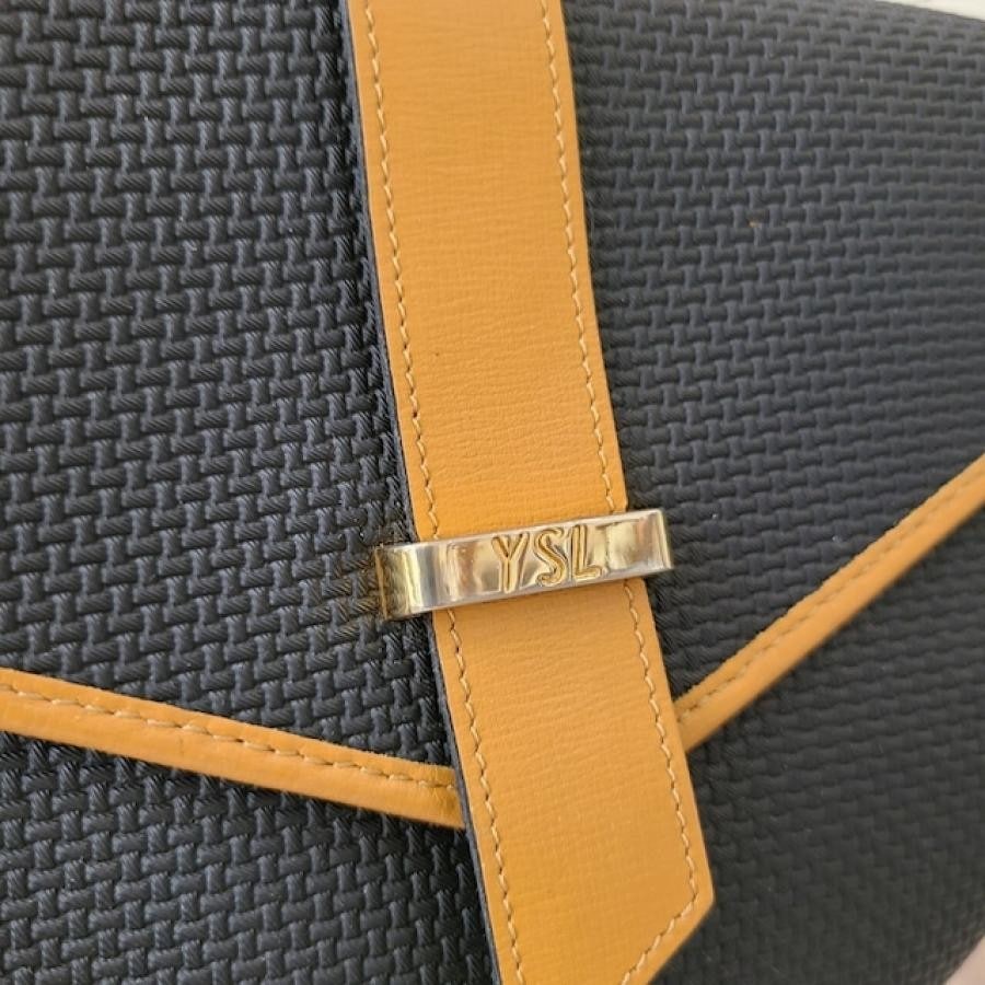 vintage YVES SAINT LAURENT(イヴ・サンローラン）ショルダーバッグ