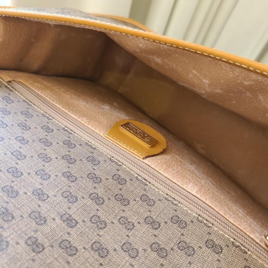 vintage GUCCI 〈ヴィンテージグッチ〉ショルダーバッグ