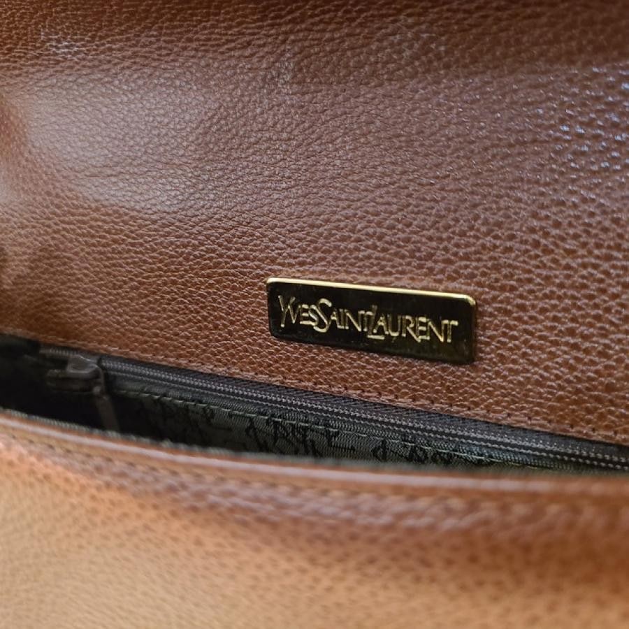vintage YVES SAINT LAURENT(イヴ・サンローラン）ショルダーバッグ