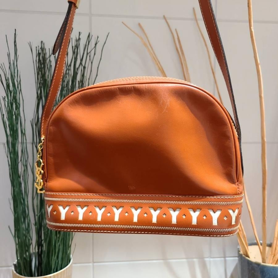 vintage YVES SAINT LAURENT(イヴ・サンローラン）ショルダーバッグ