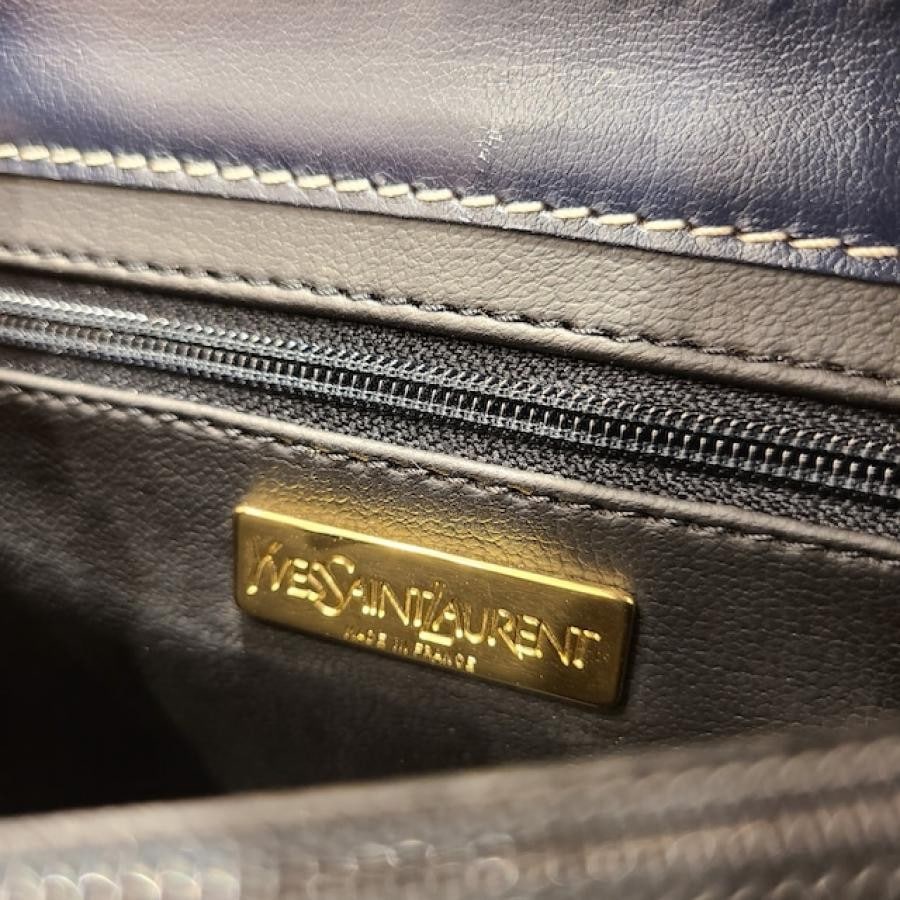 vintage YVES SAINT LAURENT(イヴ・サンローラン）ショルダーバッグ