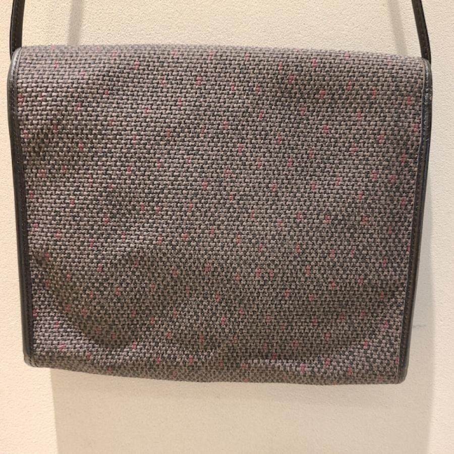 vintage YVES SAINT LAURENT(イヴ・サンローラン）ショルダーバッグ