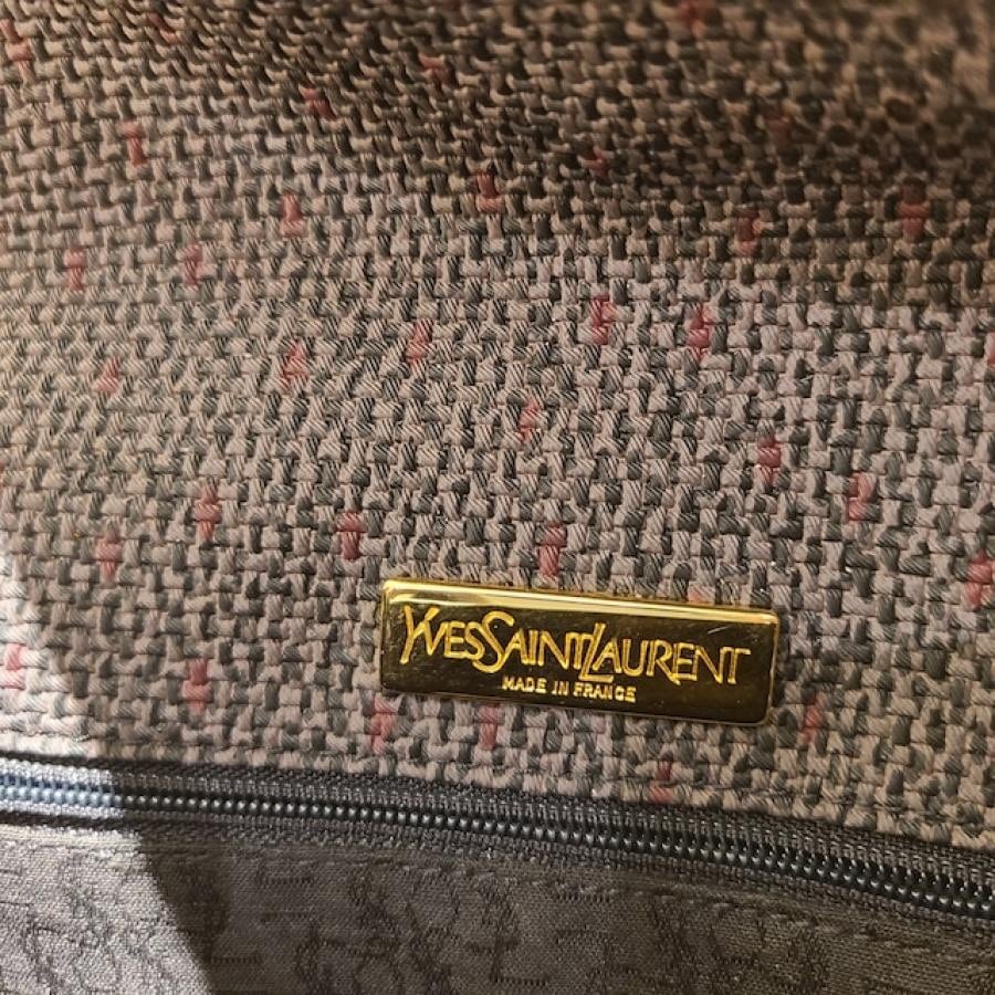 vintage YVES SAINT LAURENT(イヴ・サンローラン）ショルダーバッグ