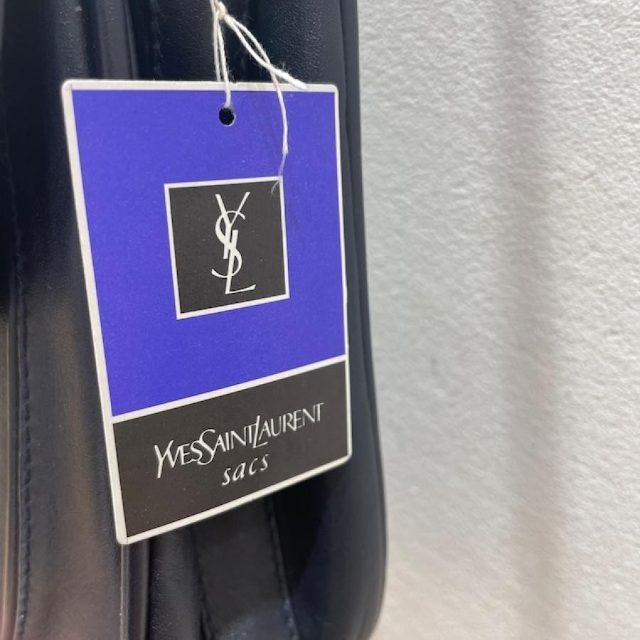 vintage YVES SAINT LAURENT(イヴ・サンローラン）ショルダーバッグ