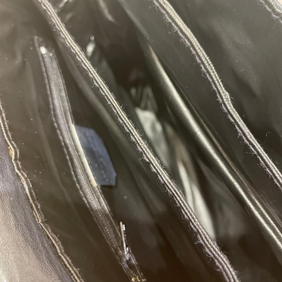 vintage YVES SAINT LAURENT(イヴ・サンローラン）ショルダーバッグ