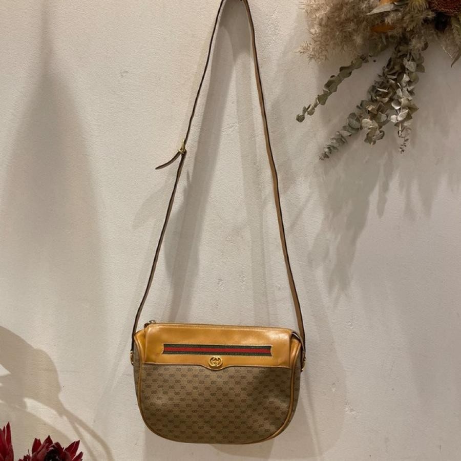 vintage GUCCI〈ヴィンテージグッチ〉ショルダーバッグ