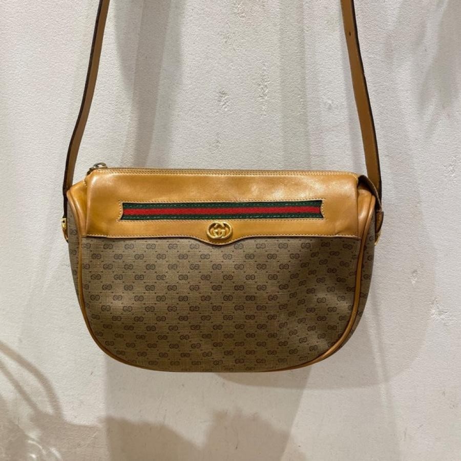 vintage GUCCI〈ヴィンテージグッチ〉ショルダーバッグ