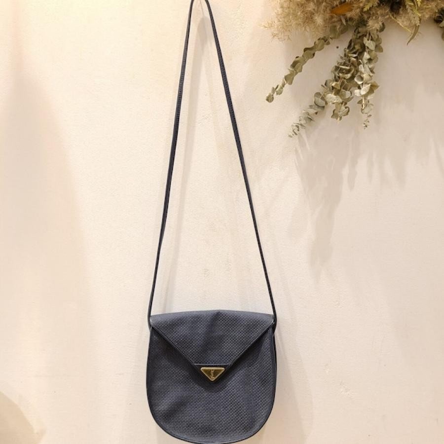 vintage YVES SAINT LAURENT(イヴ・サンローラン）ショルダーバッグ
