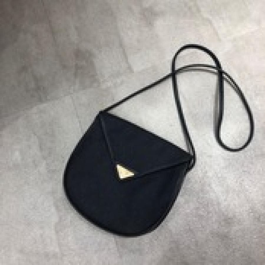 vintage YVES SAINT LAURENT(イヴ・サンローラン）ショルダーバッグ