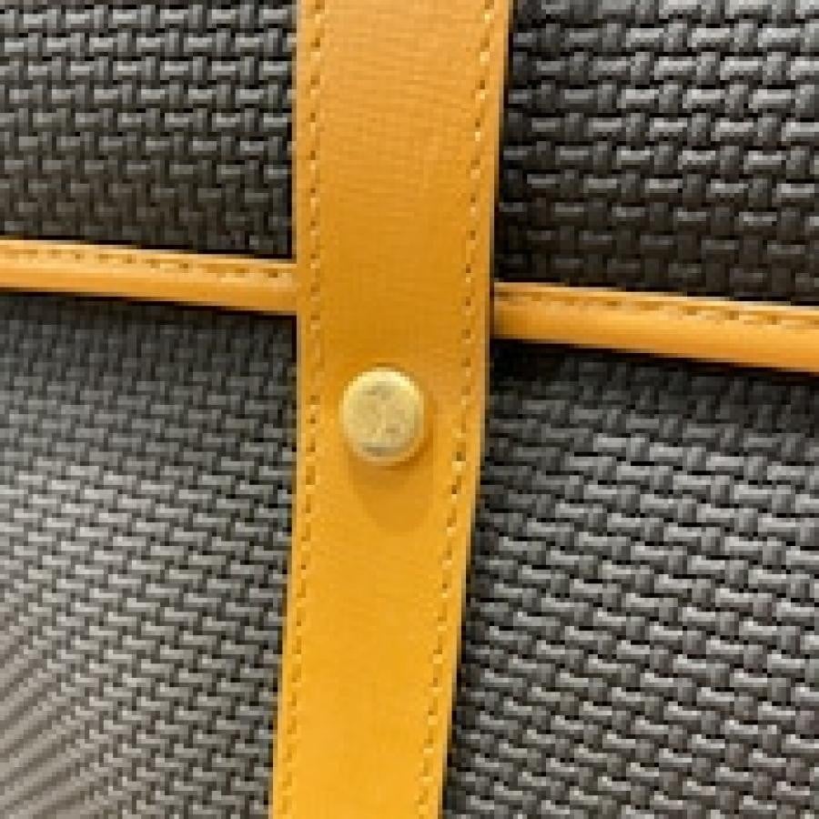 vintage YVES SAINT LAURENT(イヴ・サンローラン）ハンドバッグ