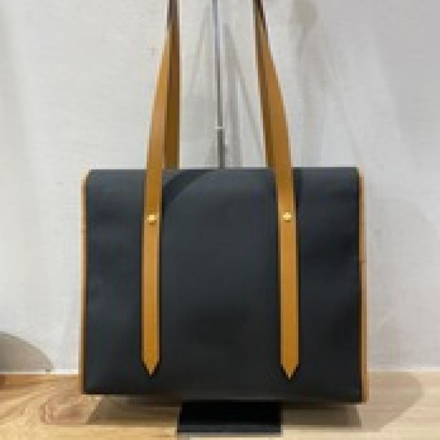 vintage YVES SAINT LAURENT(イヴ・サンローラン）ハンドバッグ