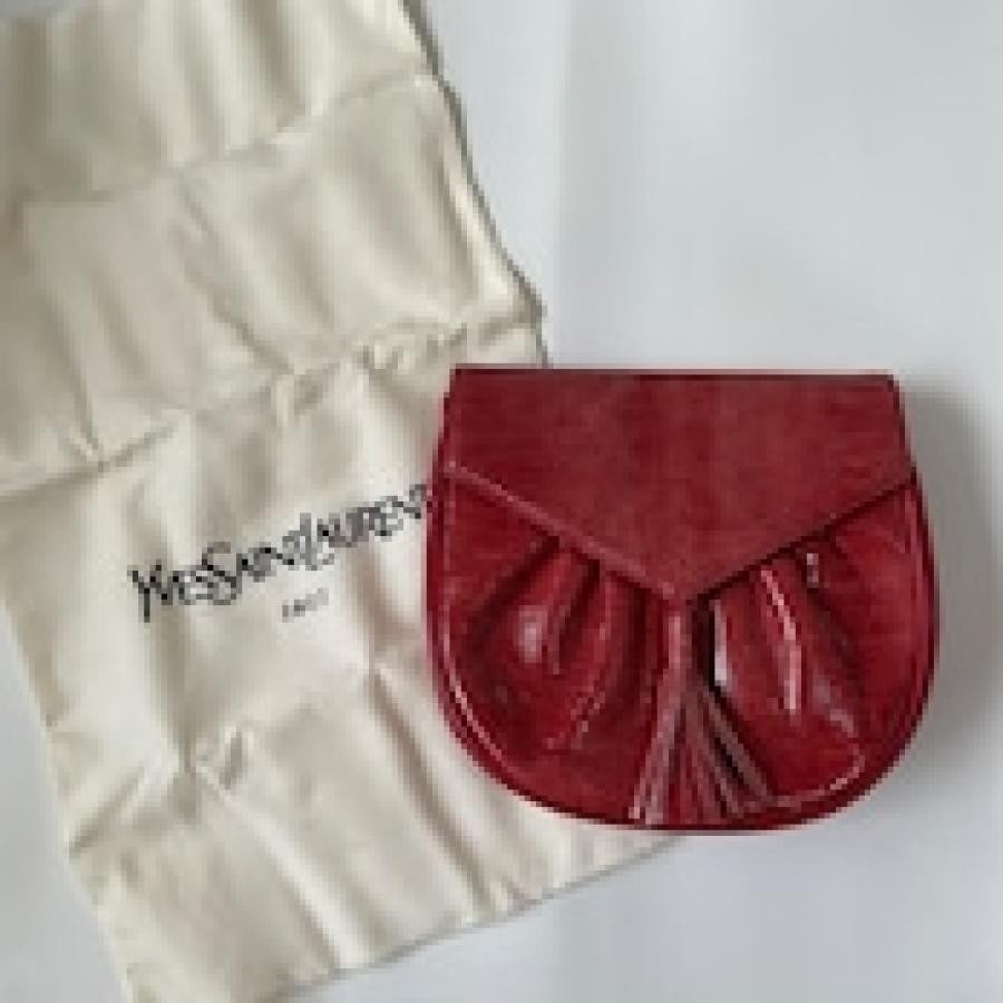 vintage YVES SAINT LAURENT 〈ヴィンテージ イヴ・サンローラン〉ショルダーバッグ