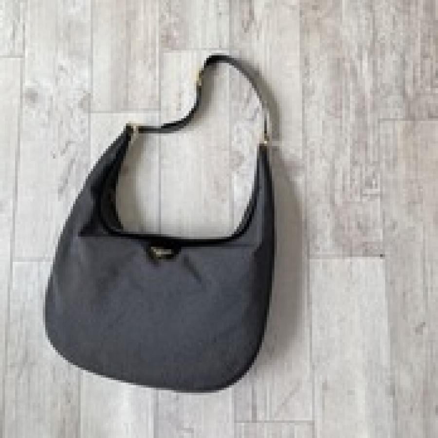 vintage YVES SAINT LAURENT 〈ヴィンテージ イヴ・サンローラン〉ショルダーバッグ