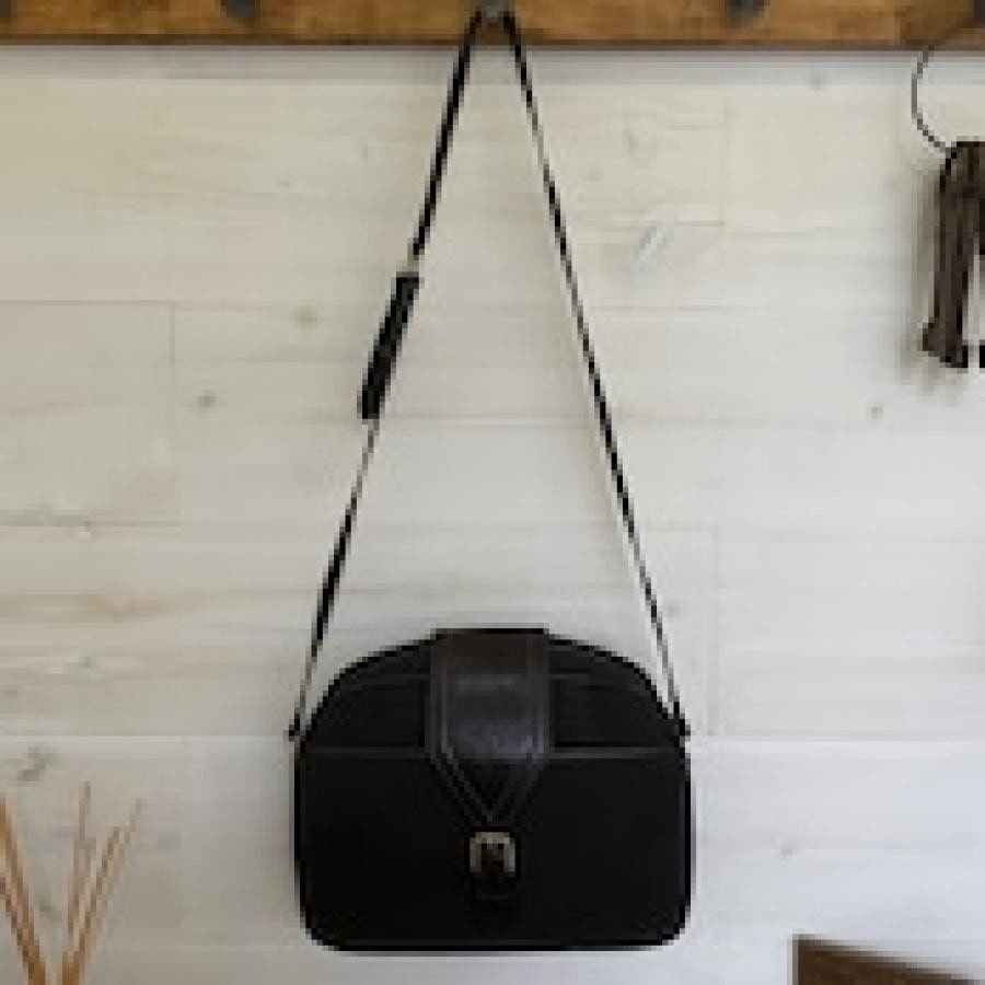 vintage YVES SAINT LAURENT(イヴ・サンローラン）ショルダーバッグ