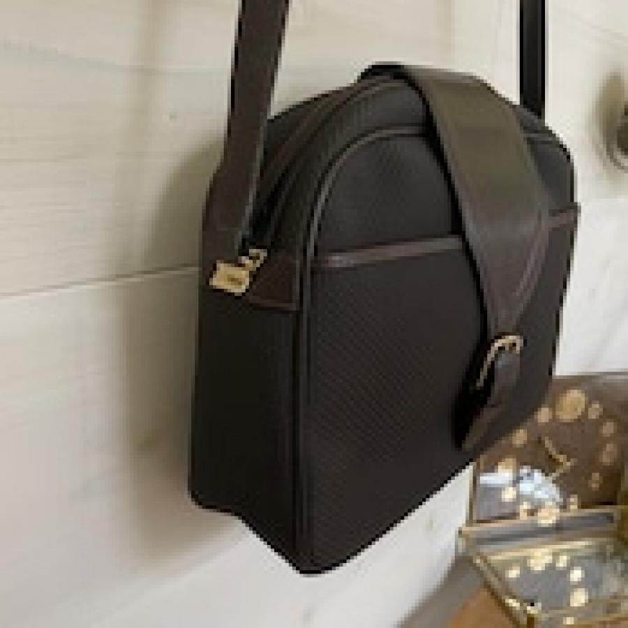 vintage YVES SAINT LAURENT(イヴ・サンローラン）ショルダーバッグ