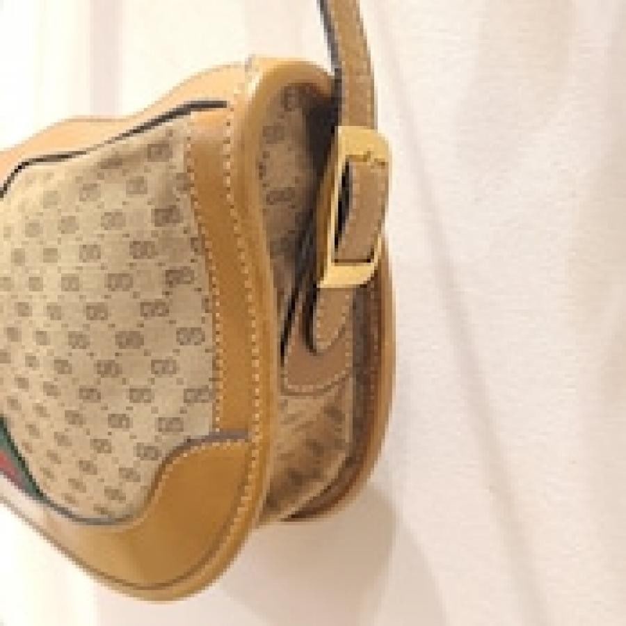 vintage GUCCI〈ヴィンテージグッチ〉ショルダーバッグ