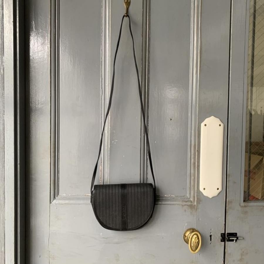 vintage FENDI〈ヴィンテージフェンディ〉ショルダーバッグ