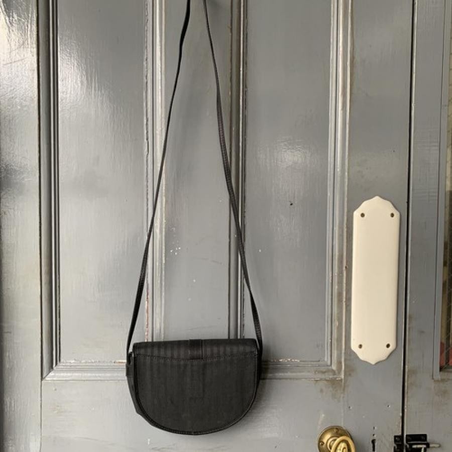 vintage FENDI〈ヴィンテージフェンディ〉ショルダーバッグ