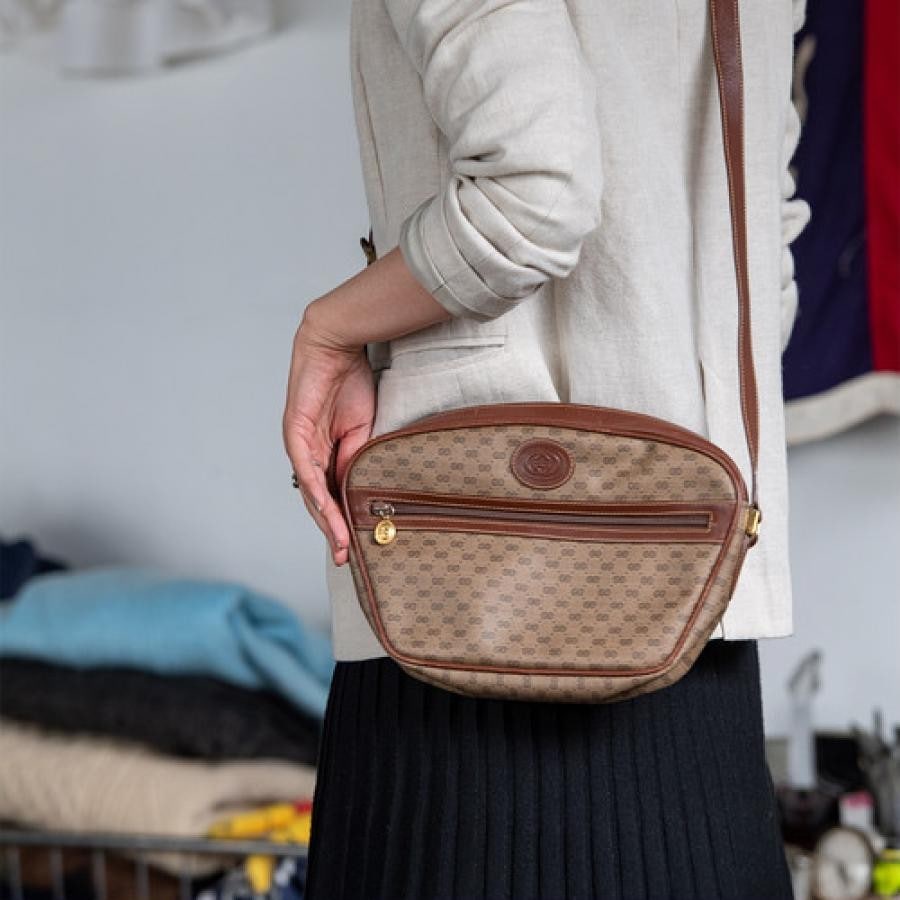 vintage GUCCI〈ヴィンテージグッチ〉ショルダーバッグ