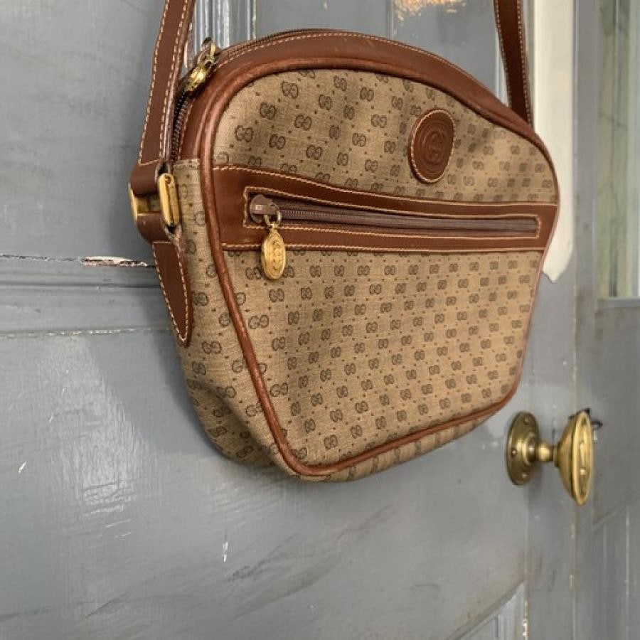 vintage GUCCI〈ヴィンテージグッチ〉ショルダーバッグ