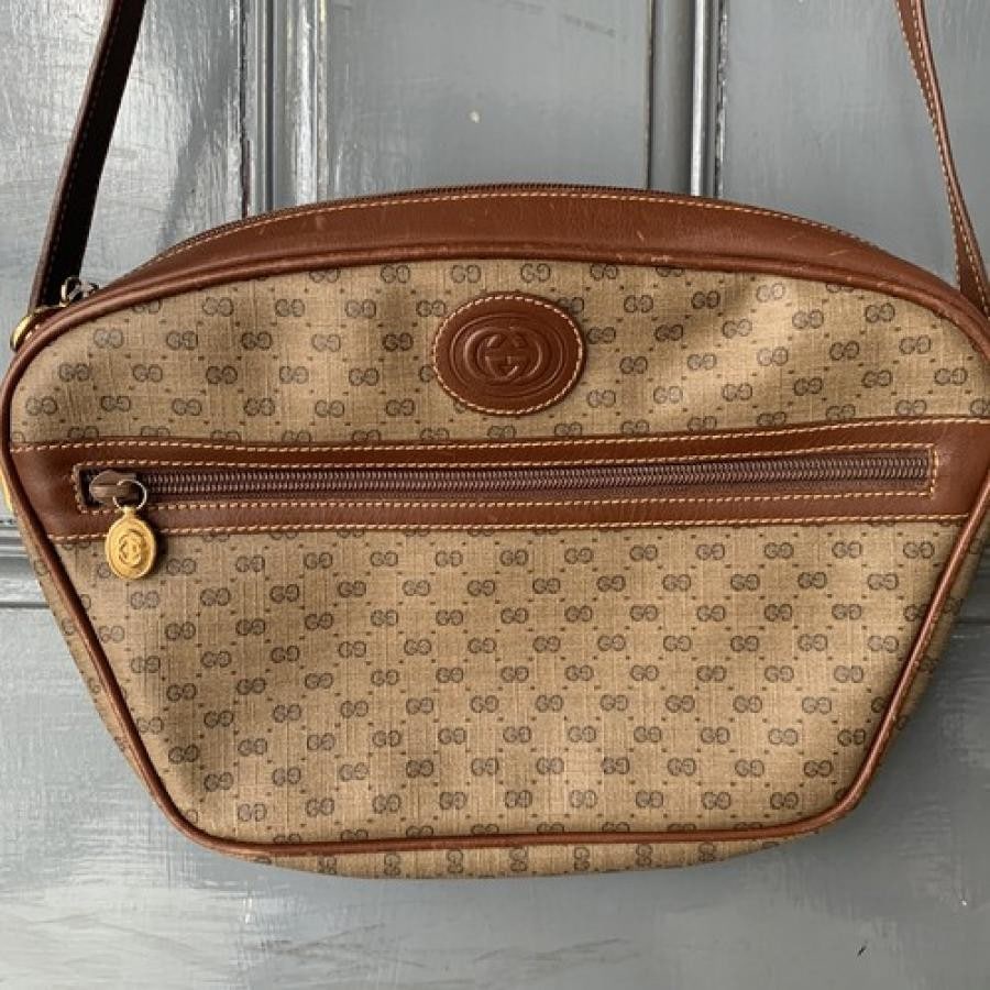 vintage GUCCI〈ヴィンテージグッチ〉ショルダーバッグ