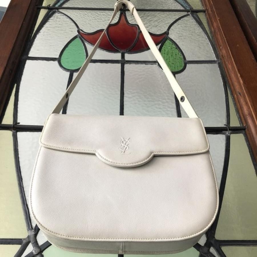vintage YVES SAINT LAURENT(イヴ・サンローラン）ショルダーバッグ