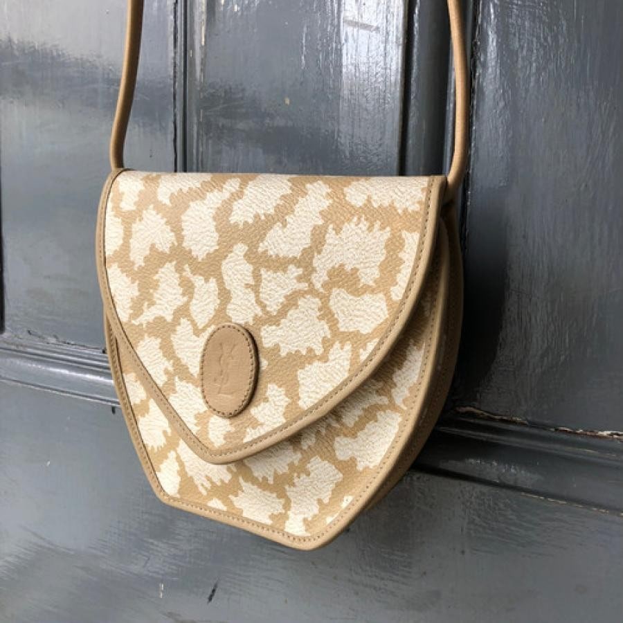 vintage YVES SAINT LAURENT(イヴ・サンローラ）ショルダーバッグ