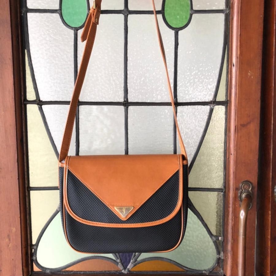 vintage YVES SAINT LAURENT(イヴ・サンローラン)ショルダー vintage YVES SAINT LAURENT(イヴ・サンローラン)ショルダー