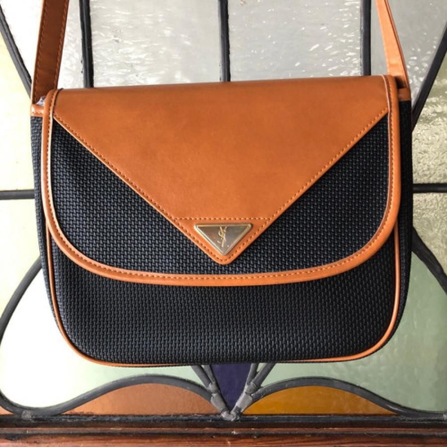vintage YVES SAINT LAURENT(イヴ・サンローラン)ショルダー vintage YVES SAINT LAURENT(イヴ・サンローラン)ショルダー