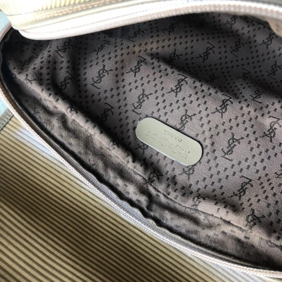 vintage YVES SAINT LAURENT(イヴ・サンローラン）ショルダーバッグ