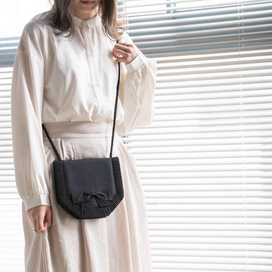 vintage YVES SAINT LAURENT(イヴ・サンローラ）ショルダーバッグ