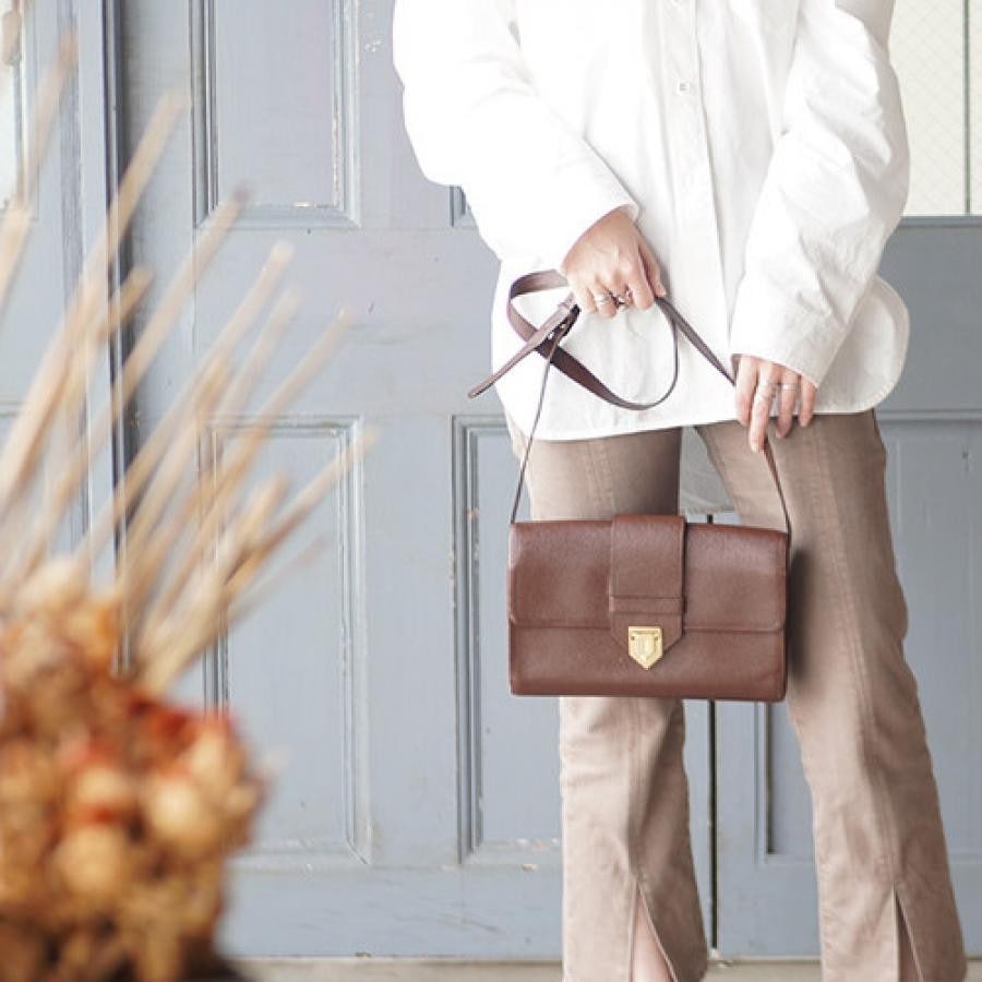 vintage YVES SAINT LAURENT(イヴ・サンローラン）ショルダーバッグ