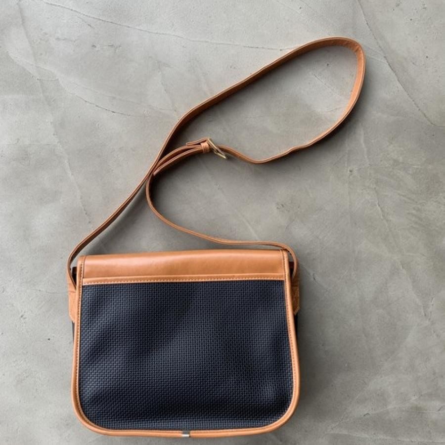 vintage YVES SAINT LAURENT(イヴ・サンローラン）ショルダーバッグ１