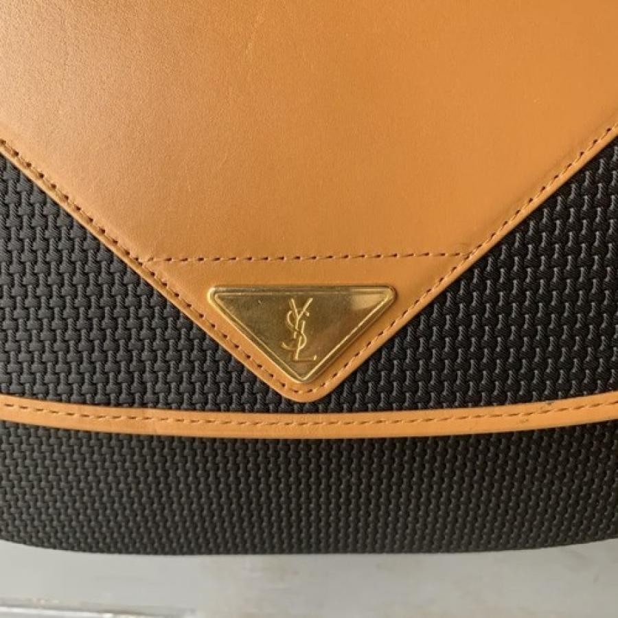vintage YVES SAINT LAURENT(イヴ・サンローラン）ショルダーバッグ3