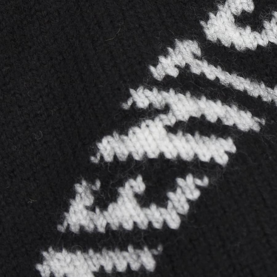 【VETEMENTS】MONOGRAM CROPPED KNITTED SWEATER(BLACK/WHITE) BLACK/WHITE S