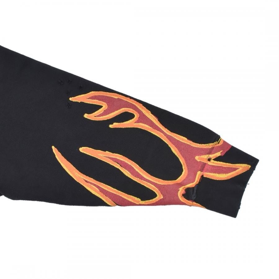 PALM ANGELS ロコフリントストライフショツ 【関税込】 Palm Angels】GD GRAFFITI FLAMES CREWNECK(BLACK/RED) | AYIN