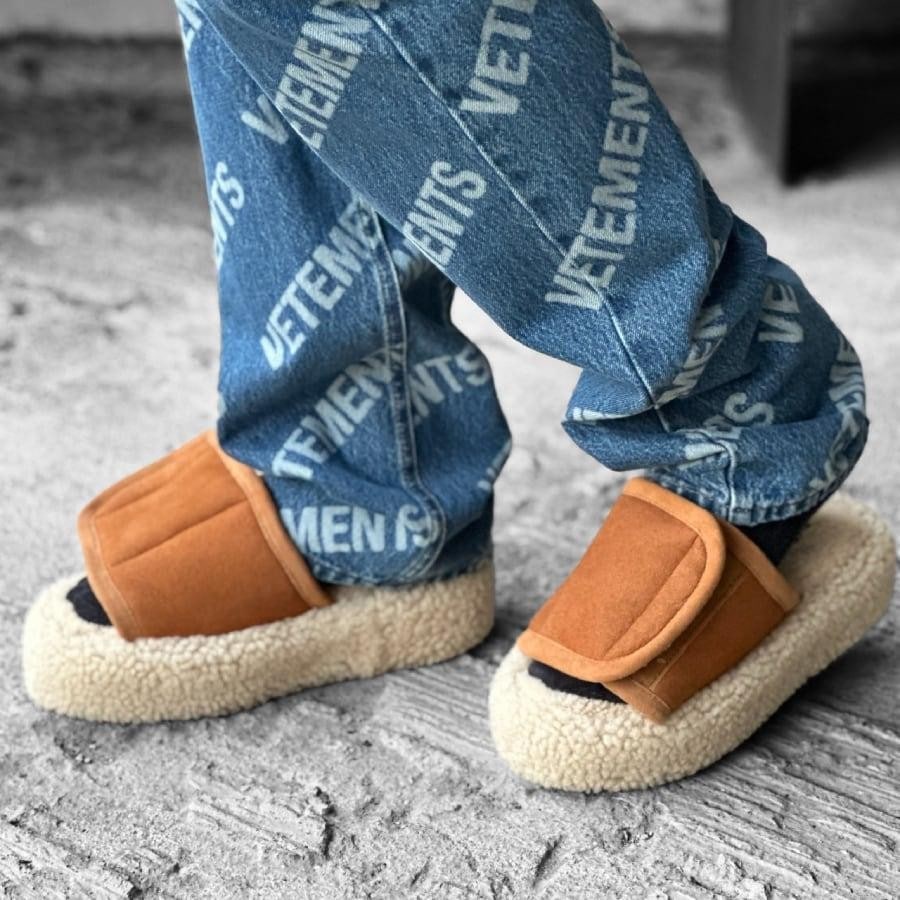 【NATASHA ZINKO】SHEARLING SLIPPERS(NATURAL) NATURAL S