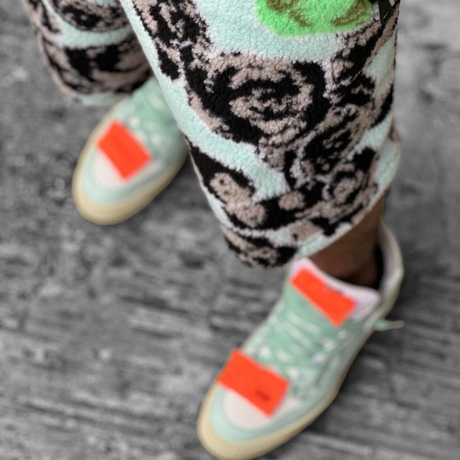 【NATASHA ZINKO】PIXEL ROSES PRINT FLEECE SHORTS(BLUE) BLUE S