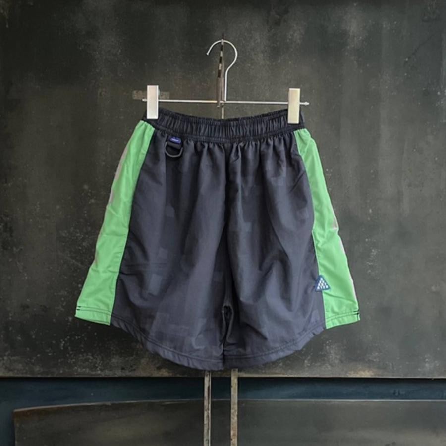 DEVA STATES / Shorts - PIXEL - Black/Green / BLACK/GREEN BLACK/GREEN M