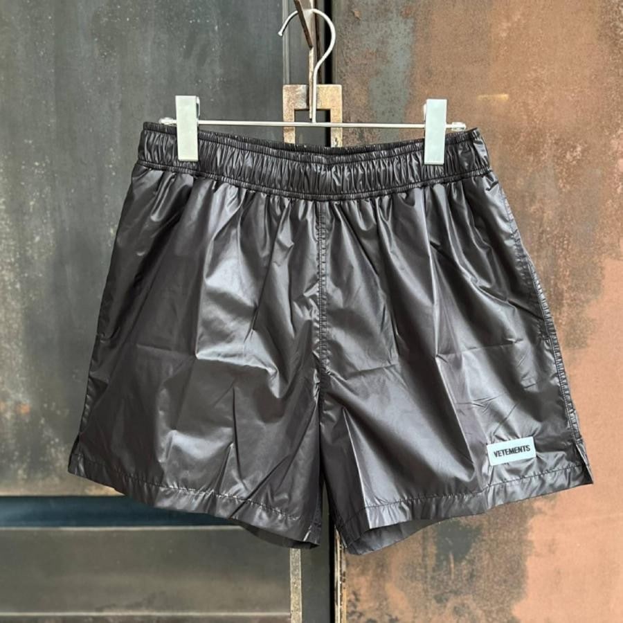 VETEMENTS/LOGO SWIM SHORTS/BLACK BLACK M