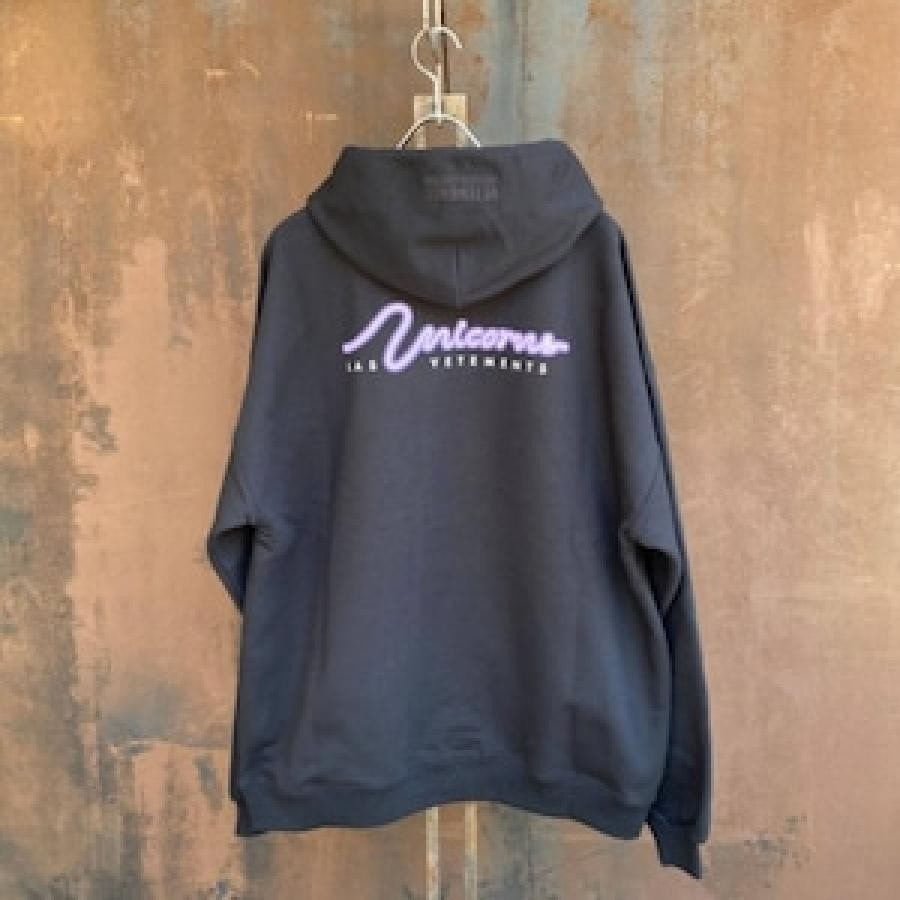 VETEMENTS/DOLPHIN-UNICORN HOODIE/BLACK