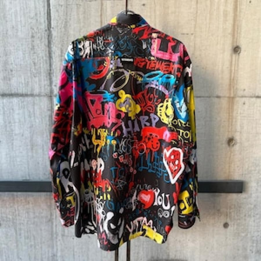 VETEMENTS / GRAFFITISHIRT / BLACK/MULTI BLACK/MULTI XS