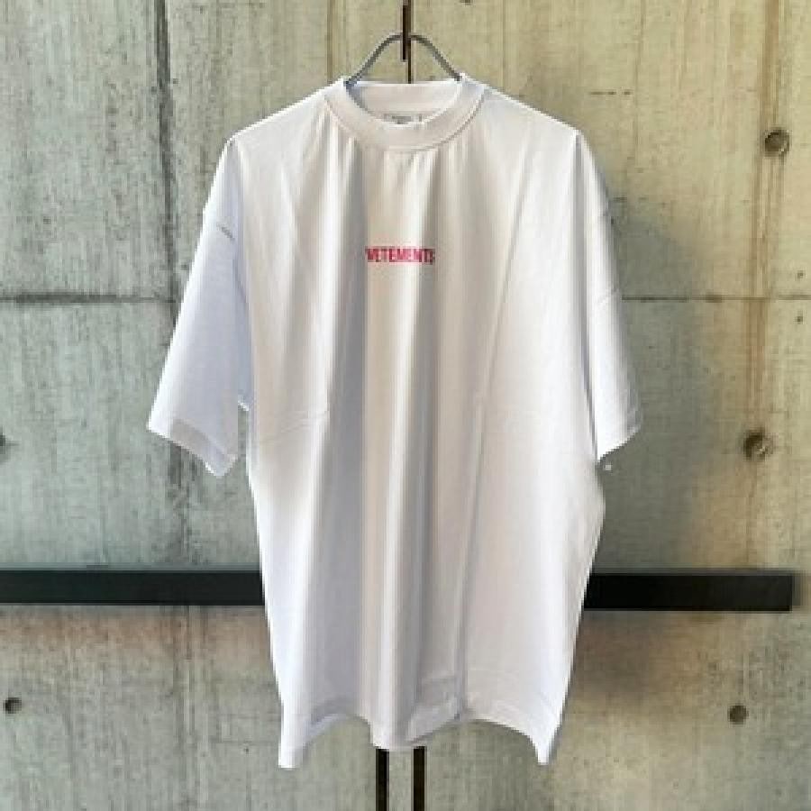 VETEMENTS / LOGOLABELT-SHIRT / WHITE/PINK WHITE/PINK S