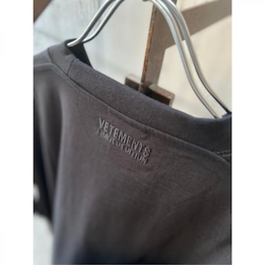 VETEMENTS / LOGOLABELT-SHIRT / BLACK/YELLOW BLACK/YELLOW XS