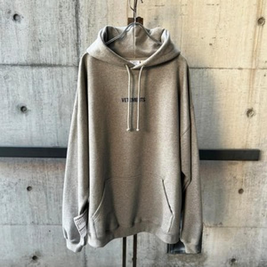 VETEMENTS / LOGOLABELHOODIE / GREY/NAVY GREY/NAVY L